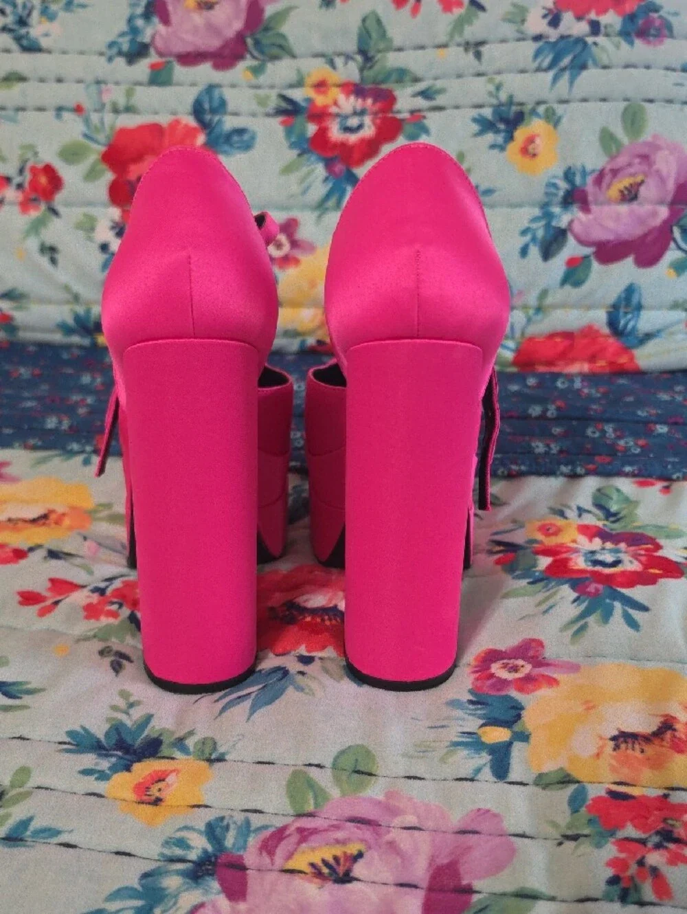 Gianni Bini Hot Pink Platform Mary Jane Pumps